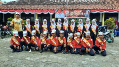 PENGGALANG SD CENANG 01 IKUTI GERAK JALAN DALAM RANGKA PERINGATAN HUT KE 80 REPUBLIK INDONESIA TINGKAT KECAMATAN SONGGOM