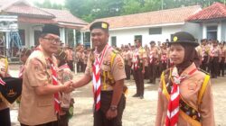 GEBRAKAN AWAL TAHUN KWARRAN BREBES, 241 SIAGA DAN 58 PENEGAK DILANTIK MENJADI PRAMUKA GARUDA